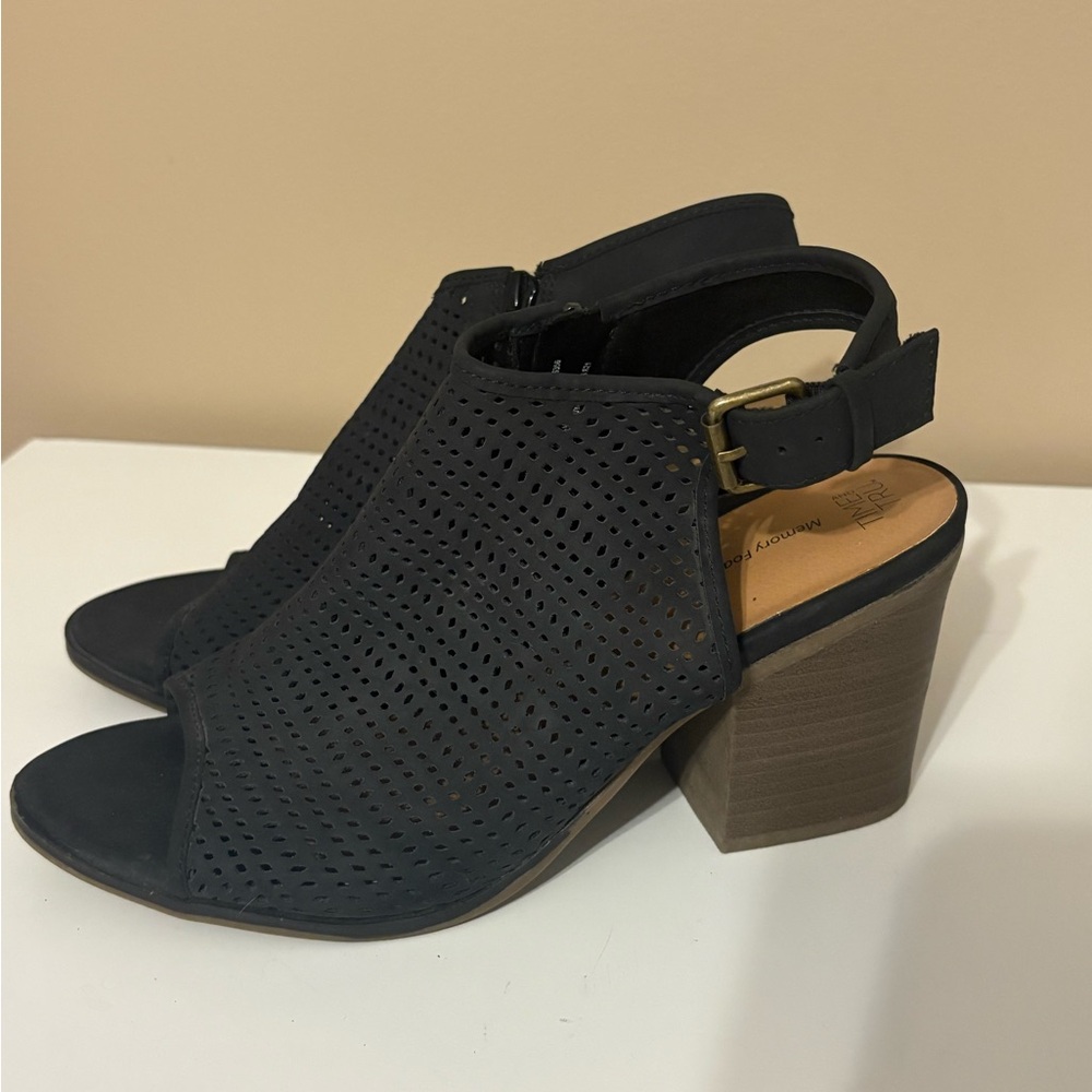 Time‎ and Tru Black Perforated Heeled Sandals, Size 9